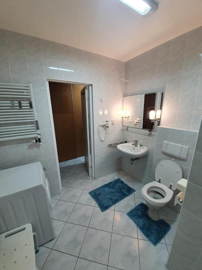 Koala Apartments: Beachside Pet-friendly With Wi-fi Apartment *