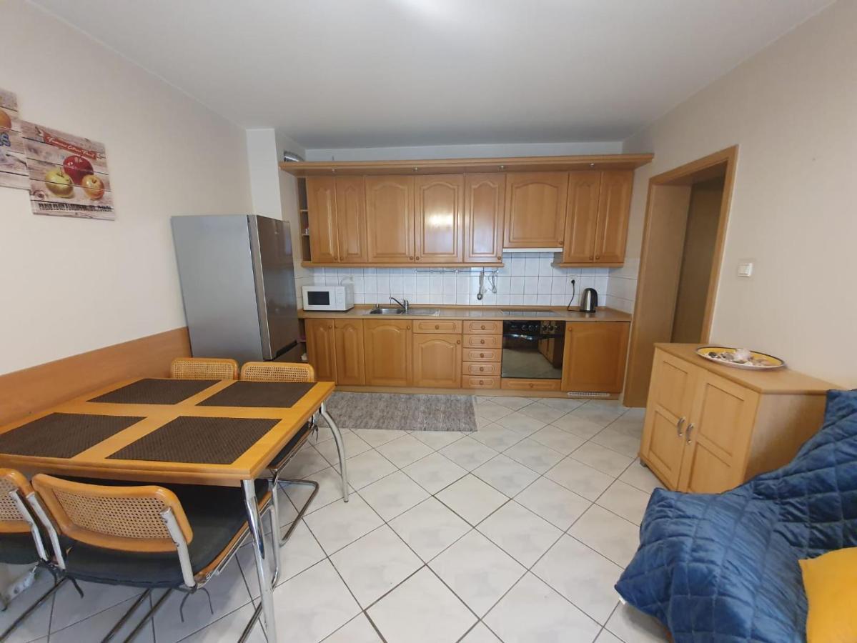 Koala Apartments: Beachside Pet-friendly With Wi-fi Apartment Kolobrzeg