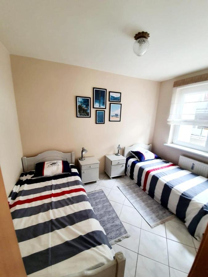 Apartment Koala Apartments: Beachside Pet-friendly With Wi-fi