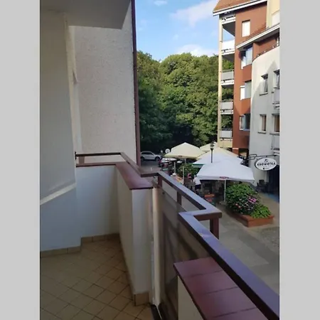 Koala Apartments: Beachside Pet-Friendly Stay with Wi-Fi Kolobrzeg Exterior photo